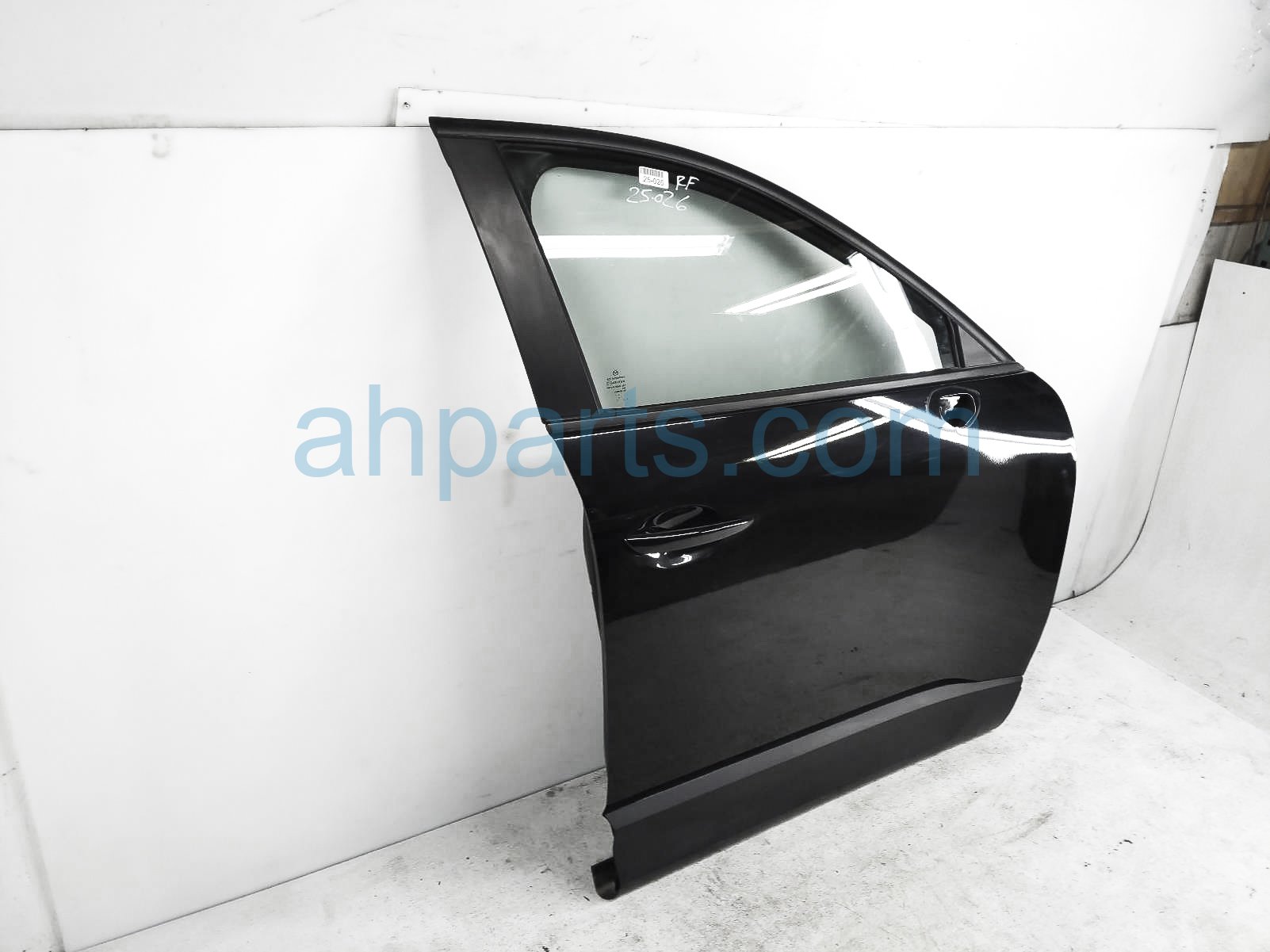 Sold 2023 Mazda Cx-50 Front Passenger Door - Black - No Mirror