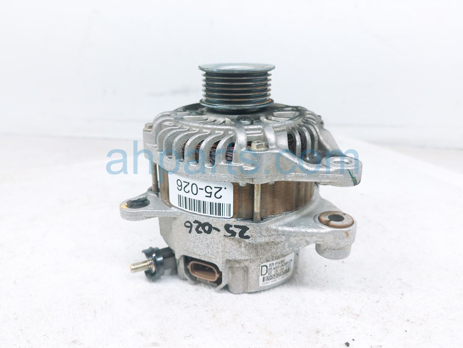 Sold 2023 Mazda Cx-50 Alternator / Generator PX8E-18-300