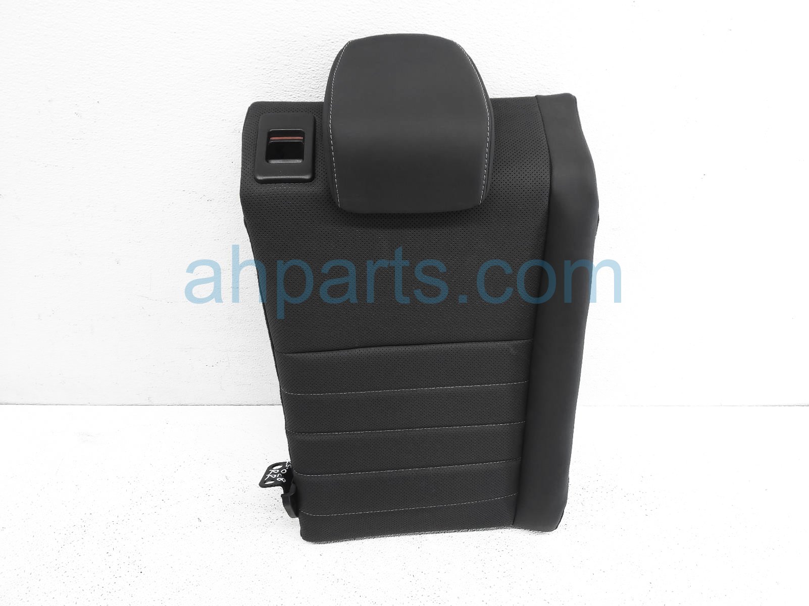 $199 Lexus RR/RH UPPER SEAT CUSHION - BLACK $199 Lexus RR/RH UPPER SEAT CUSHION - BLACK