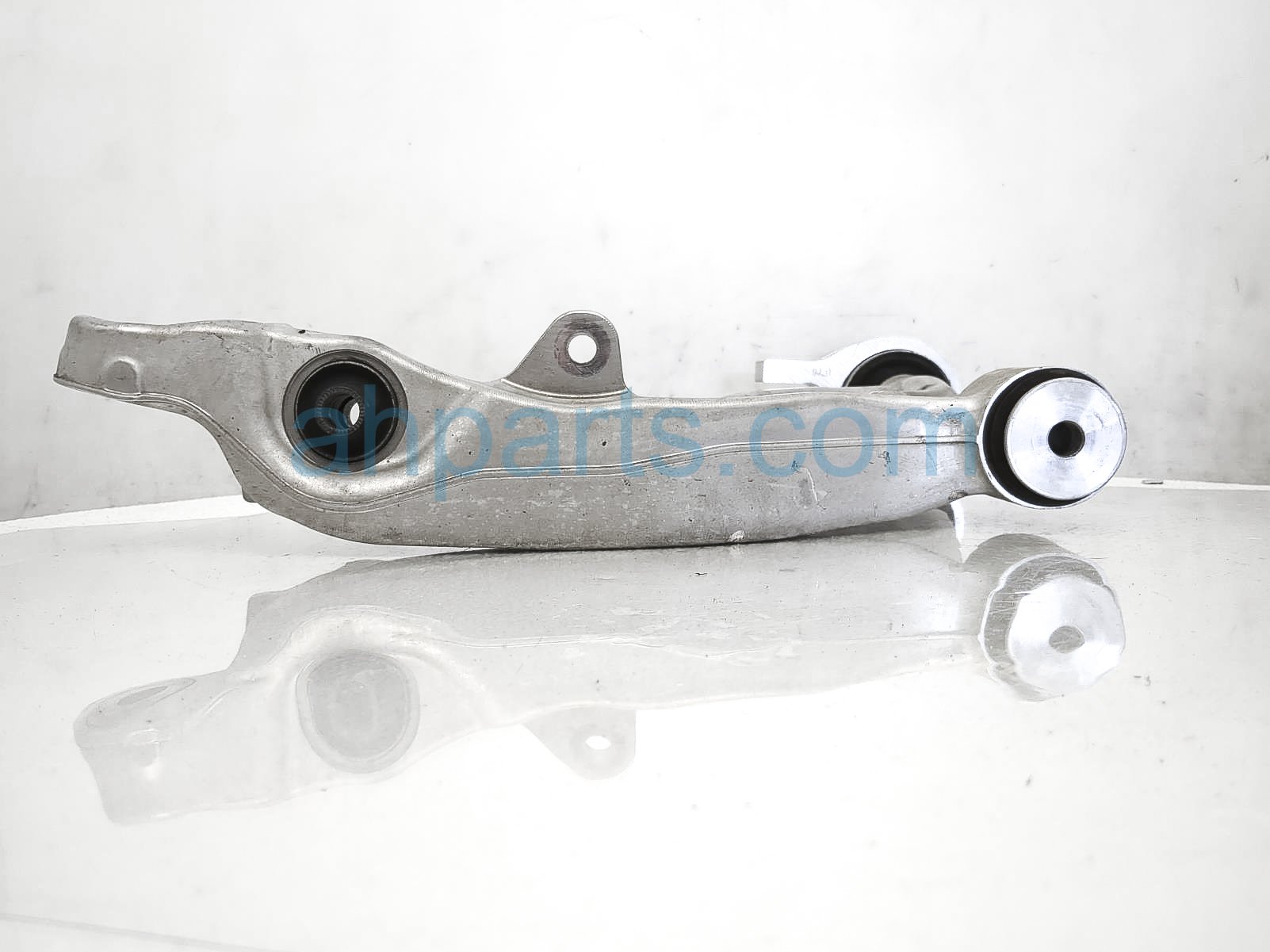 パーツ LEXUS IS500 take Sold 2023 Lexus Is500 Front Passenger Lower Control Arm 48620-24040,