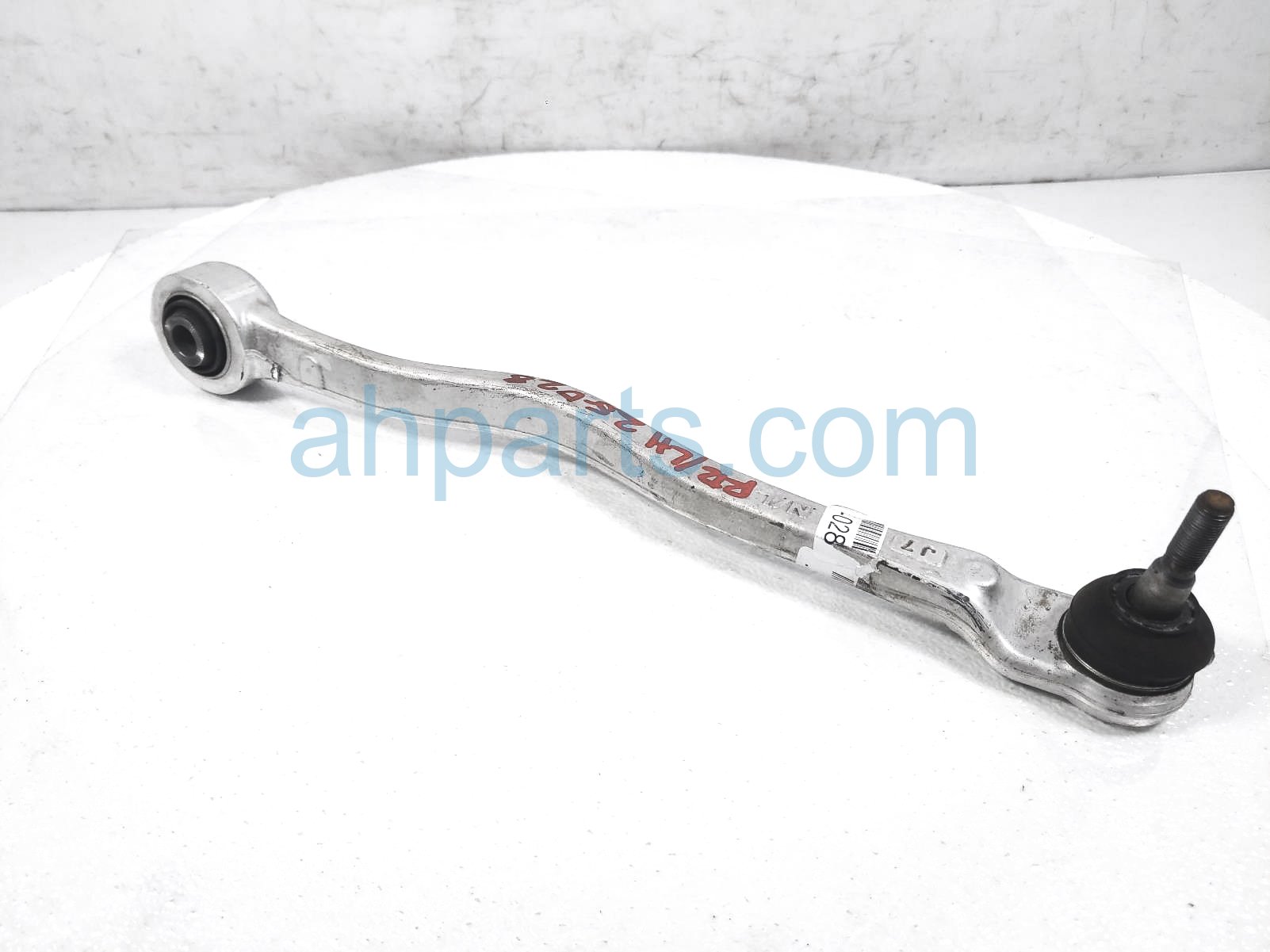 $75 Lexus RR/LH LATERAL CONTROL ARM $75 Lexus RR/LH LATERAL CONTROL ARM