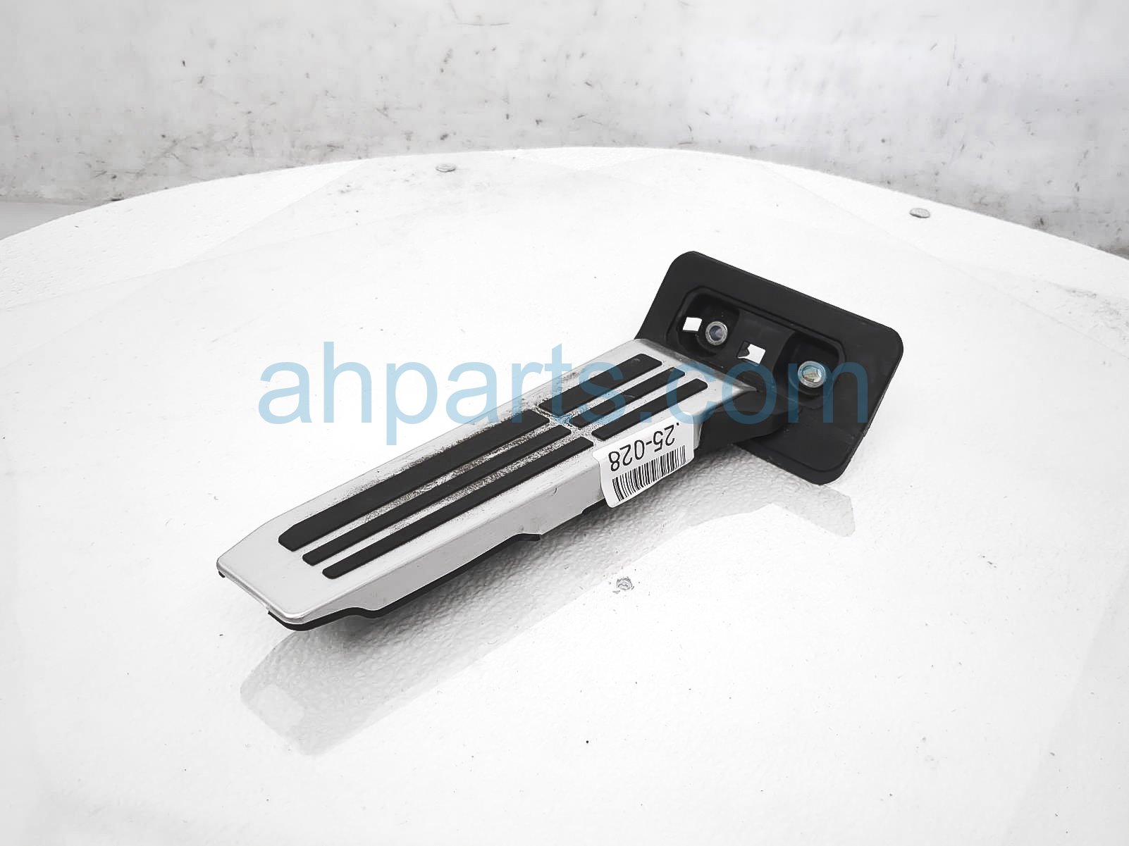 $45 Lexus GAS / ACCELERATOR PEDAL ONLY $45 Lexus GAS / ACCELERATOR PEDAL ONLY