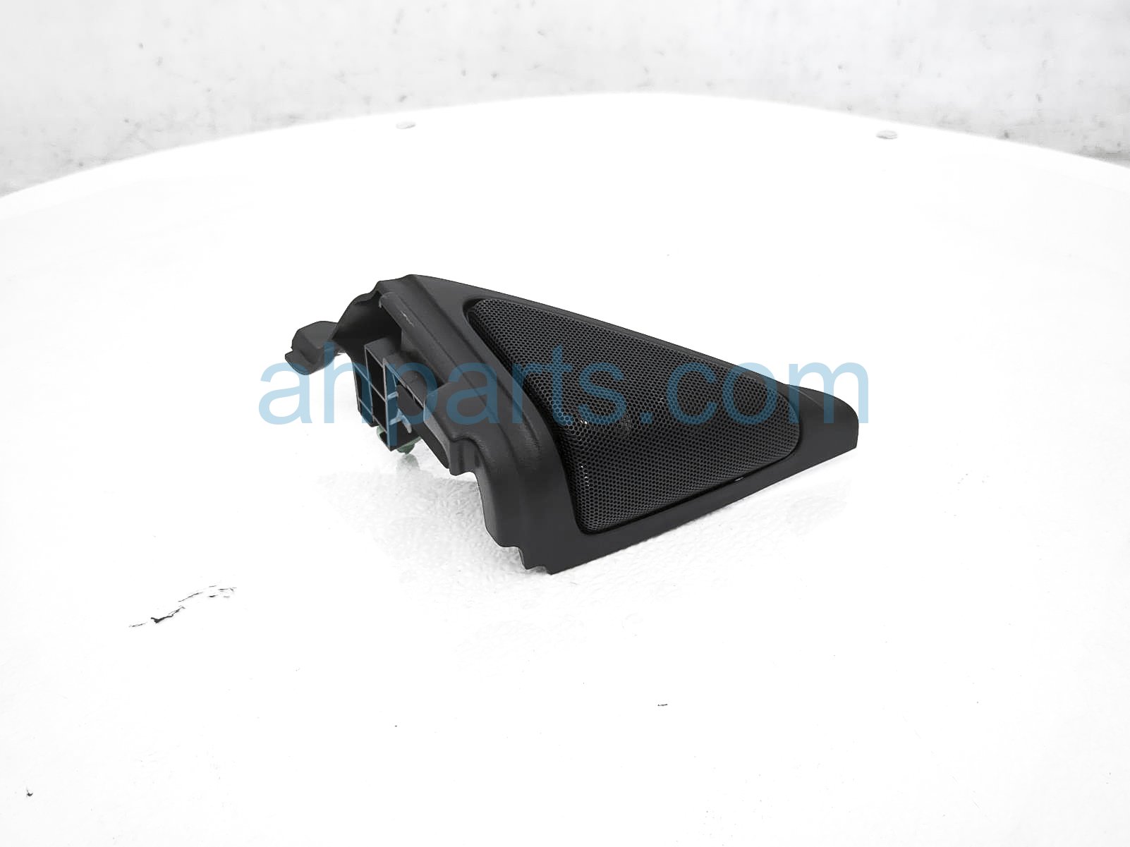 $20 Honda FR/RH DOOR TWEETER SPEAKER $20 Honda FR/RH DOOR TWEETER SPEAKER