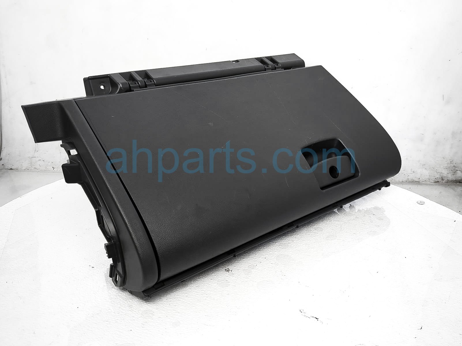 $40 Subaru GLOVE COMPARTMENT BOX - BLACK $40 Subaru GLOVE COMPARTMENT BOX - BLACK