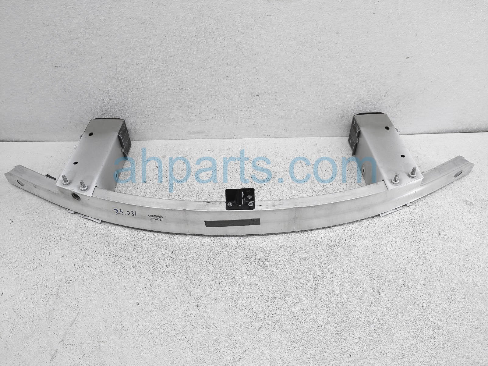 Sold 2023 Tesla Model 3 Bar / Beam Front Bumper Reinforcement 1104667 00 K Replacement Sold 2023 Tesla Model 3 Bar / Beam Front Bumper Reinforcement 1104667 00 K Replacement