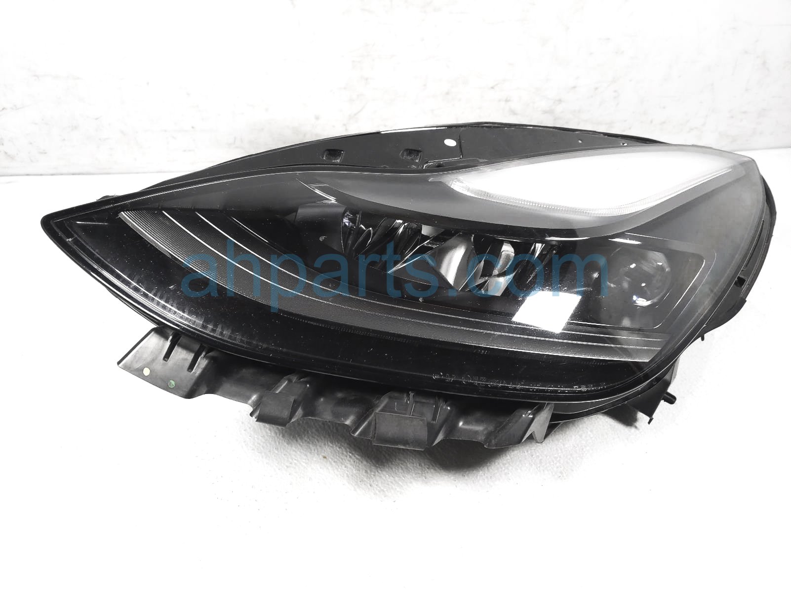 $125 Tesla LH HEADLAMP / LIGHT - 3 BROKEN TABS $125 Tesla LH HEADLAMP / LIGHT - 3 BROKEN TABS