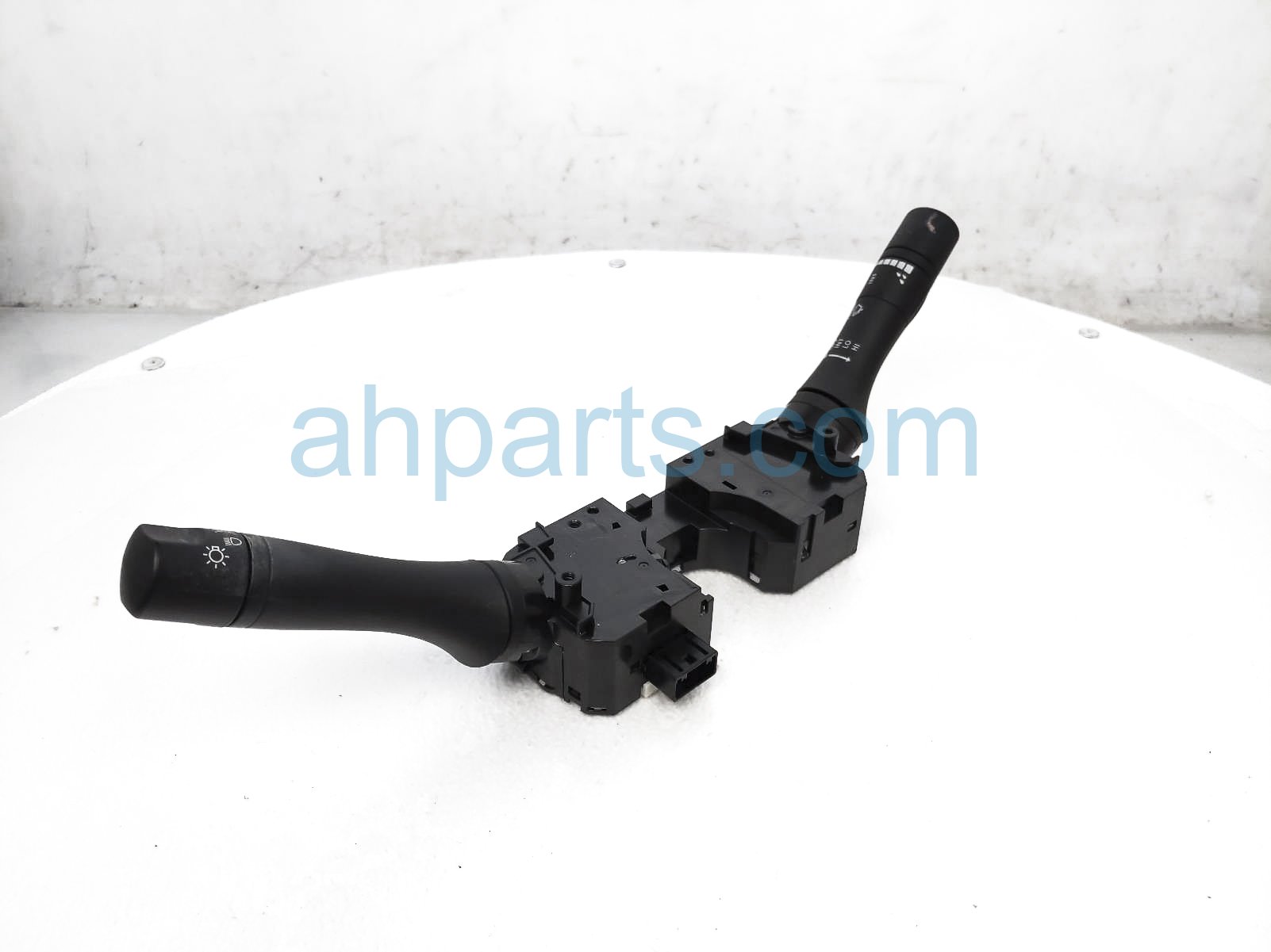 $75 Nissan HEADLIGHT / WIPER COLUMN SWITCH