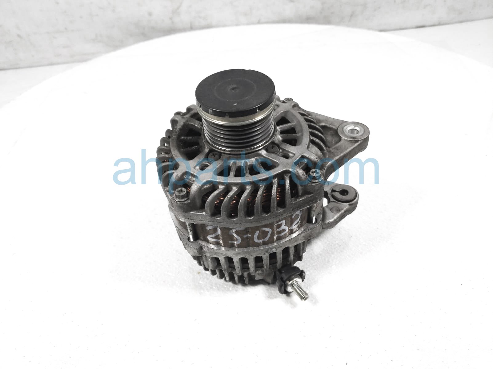 $75 Nissan ALTERNATOR / GENERATOR - 2.5L $75 Nissan ALTERNATOR / GENERATOR - 2.5L