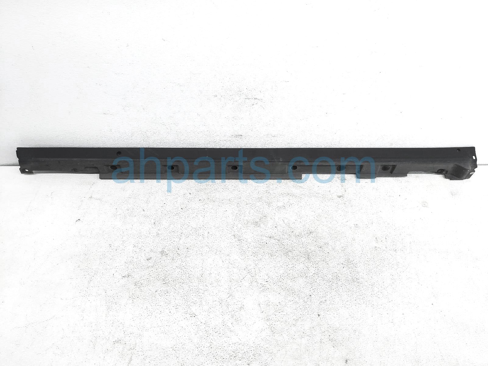 $149 Toyota LH SIDE SKIRT / MOLDING - BLACK $149 Toyota LH SIDE SKIRT / MOLDING - BLACK