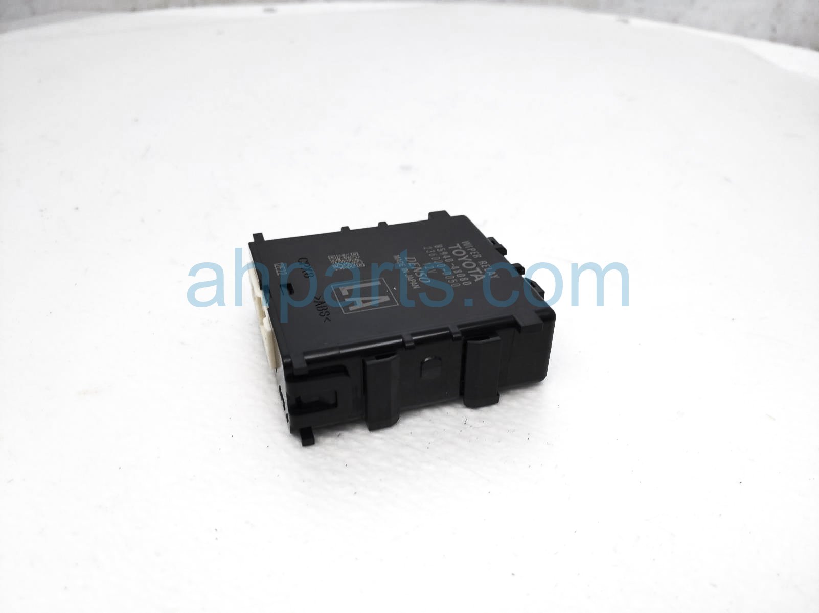 $149 Toyota WIPER RELAY CONTROL MODULE UNIT $149 Toyota WIPER RELAY CONTROL MODULE UNIT