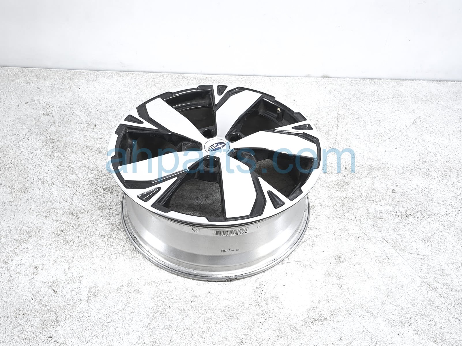 $199 Subaru RR/RH WHEEL / RIM $199 Subaru RR/RH WHEEL / RIM