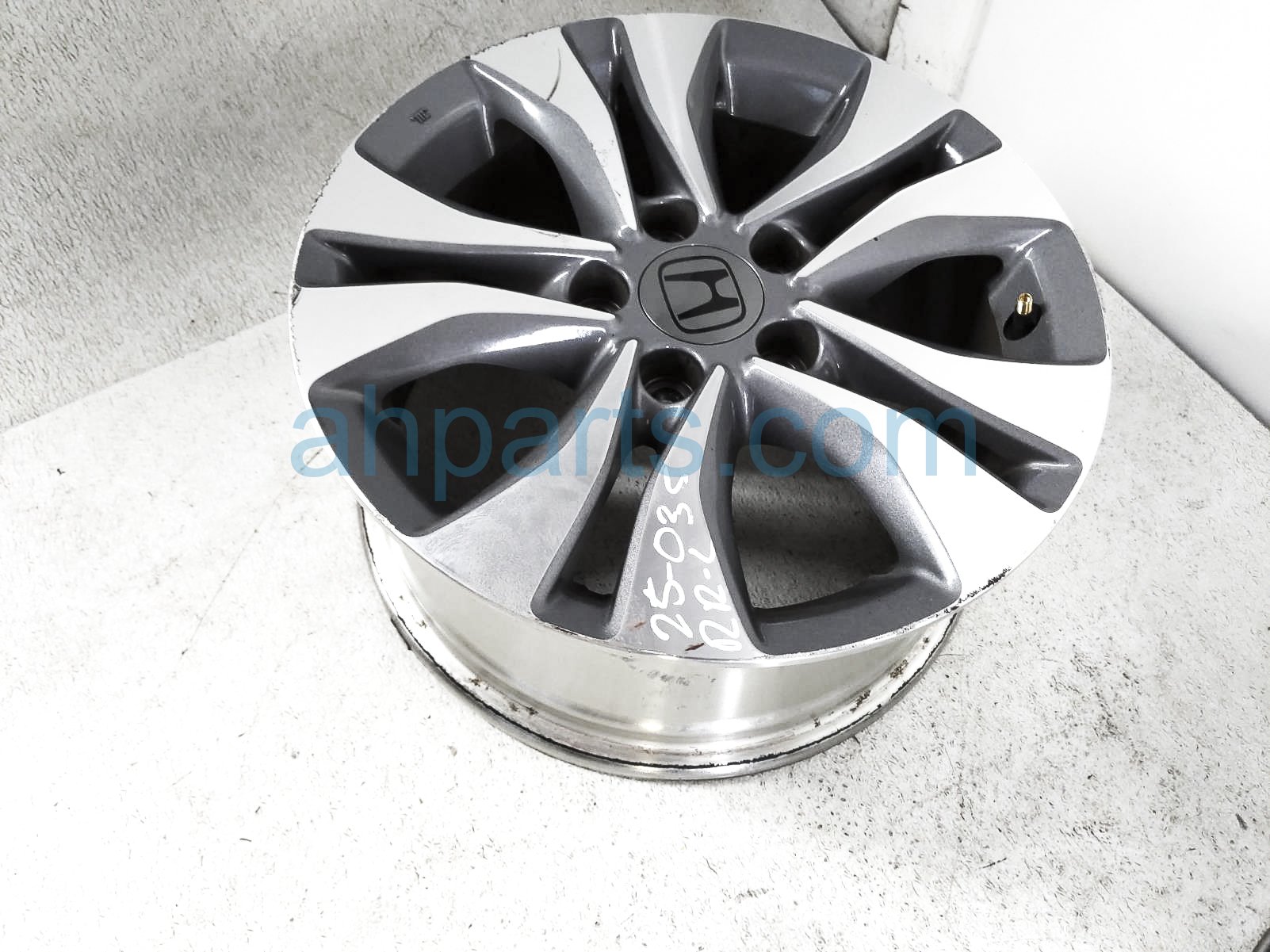 $75 Honda RR/LH WHEEL / RIM $75 Honda RR/LH WHEEL / RIM