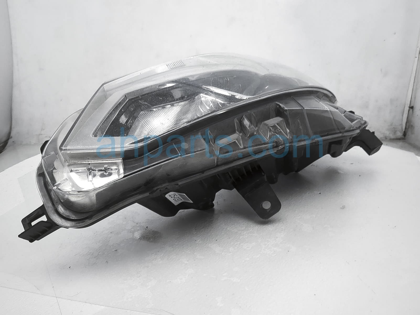 $299 Nissan LH HEADLAMP / LIGHT $299 Nissan LH HEADLAMP / LIGHT