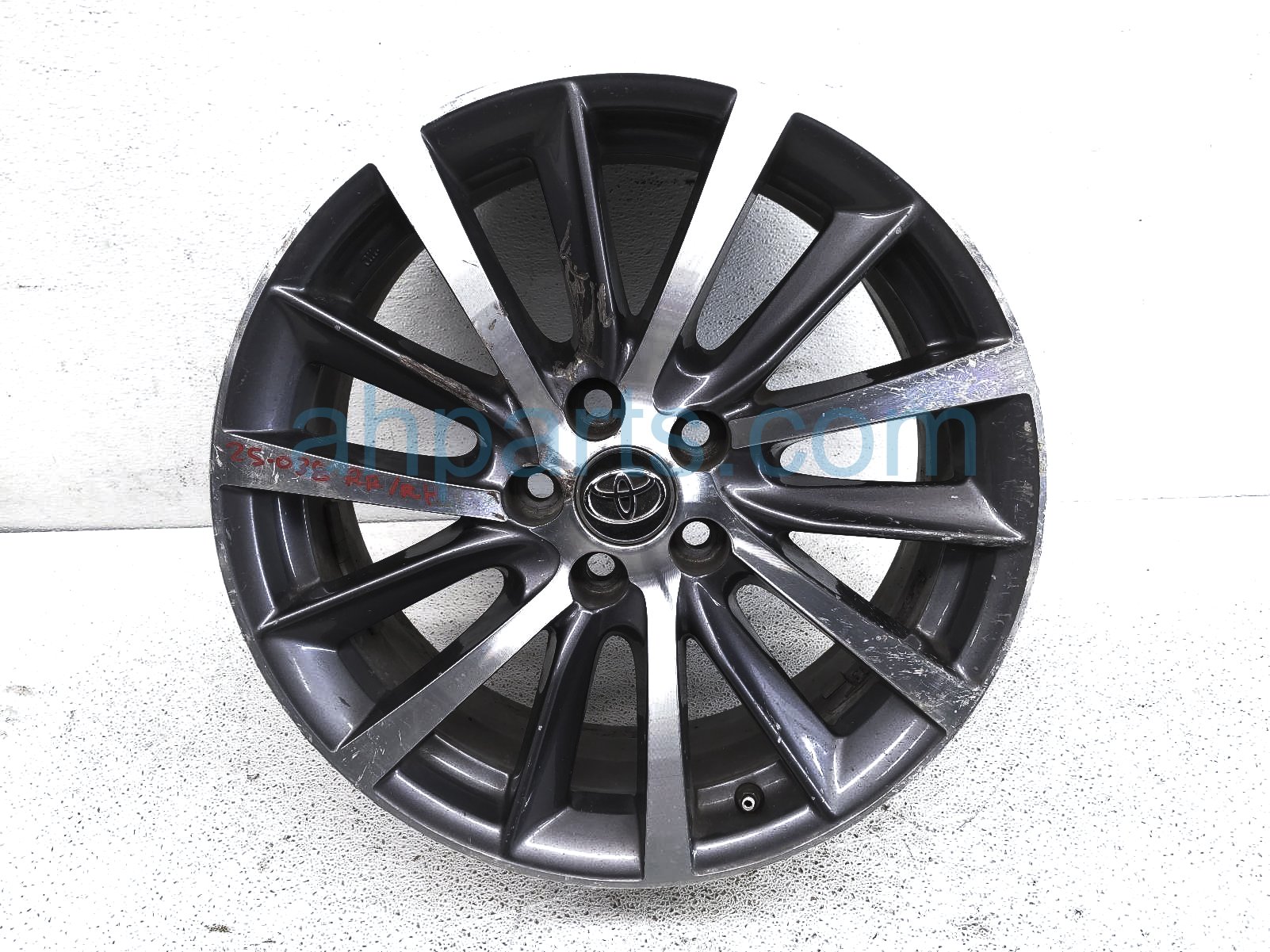 $99 Toyota RR/RH WHEEL / RIM $99 Toyota RR/RH WHEEL / RIM