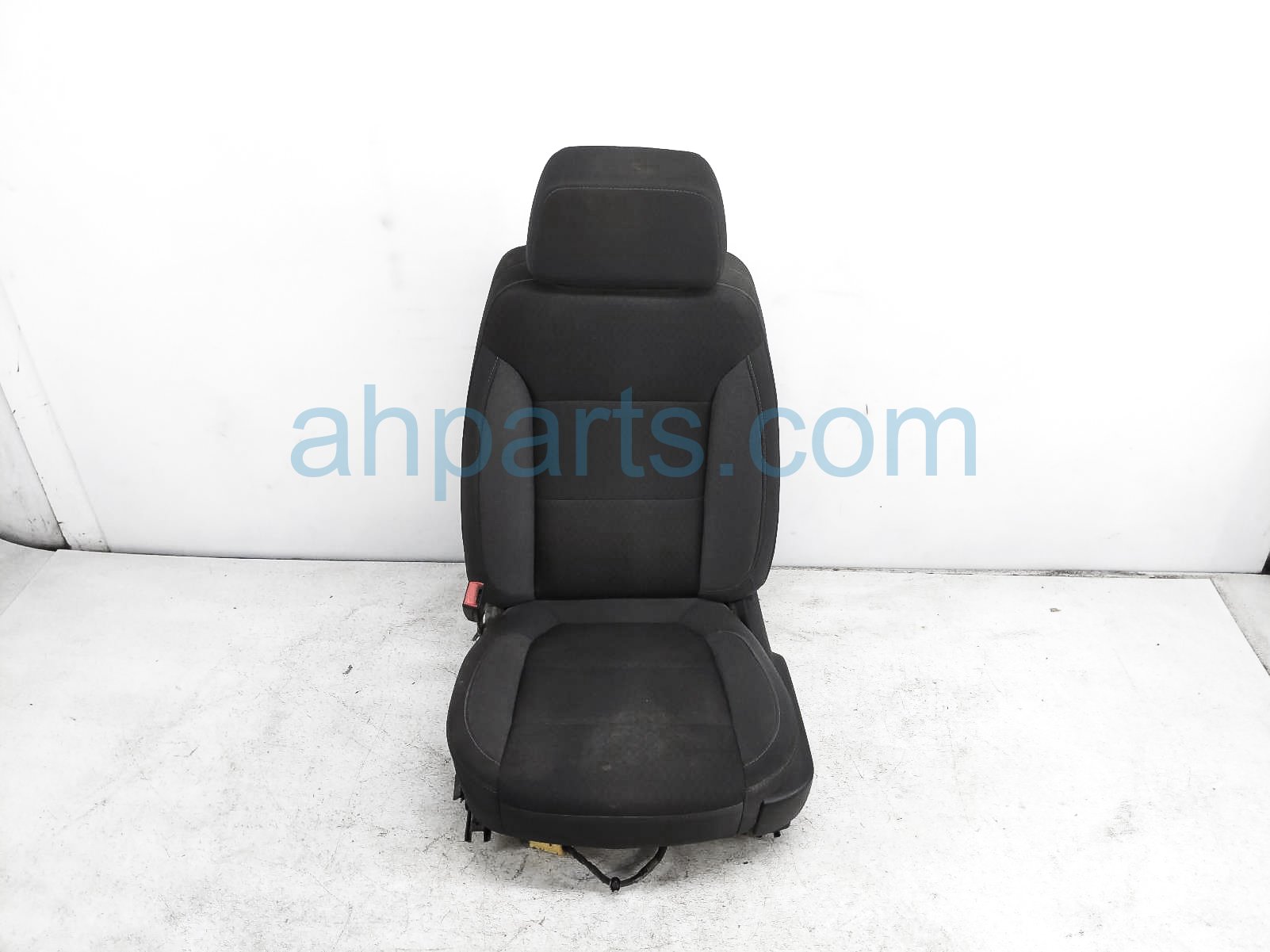 $399 Chevy FR/LH SEAT - BLACK CLOTH - W/ AIRBAG $399 Chevy FR/LH SEAT - BLACK CLOTH - W/ AIRBAG