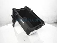 $25 Nissan CENTER CONSOLE BODY BOX ONLY $25 Nissan CENTER CONSOLE BODY BOX ONLY