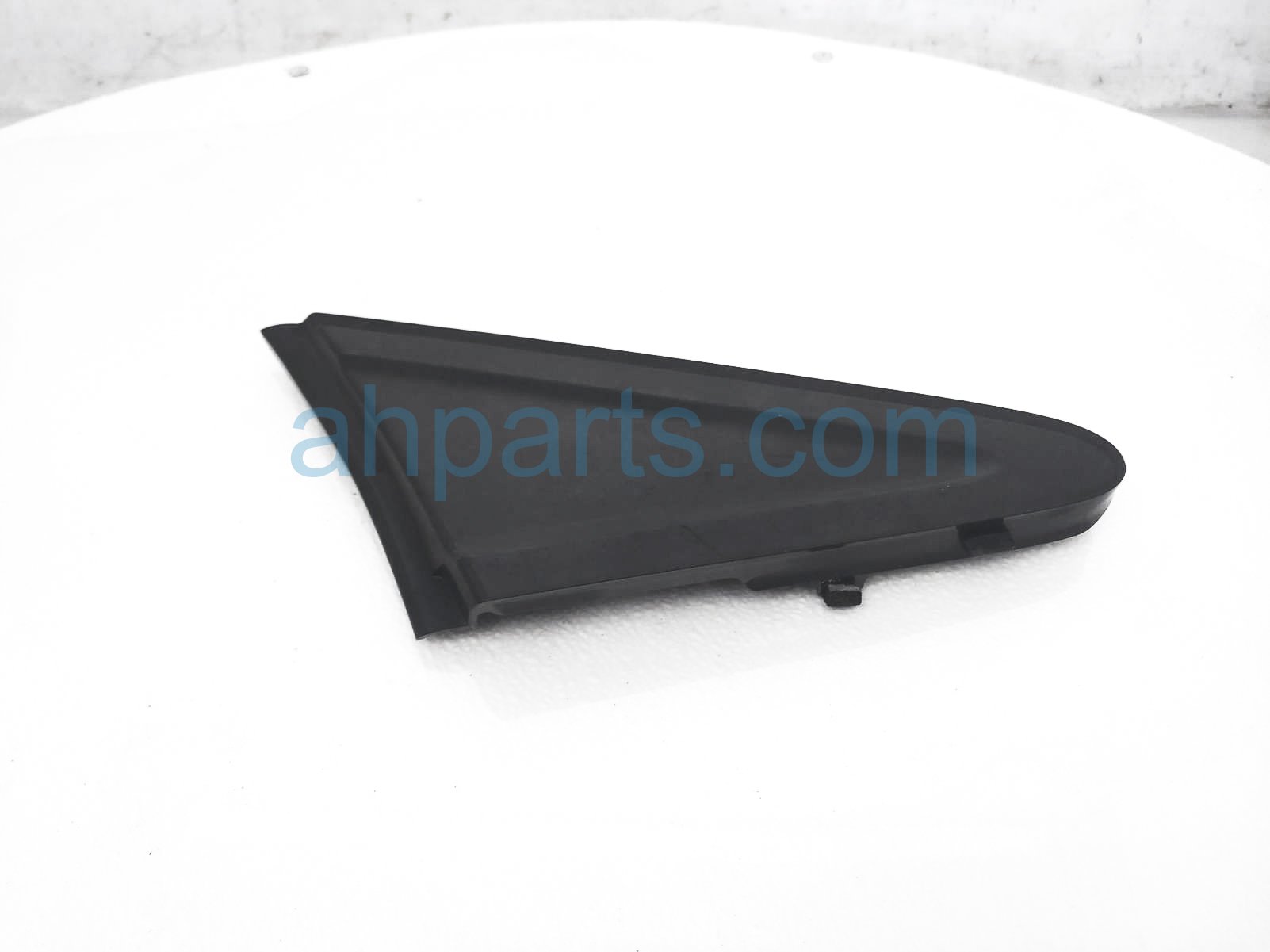 $15 Honda FR/RH OUTER DOOR PILLAR GARNISH- BLK $15 Honda FR/RH OUTER DOOR PILLAR GARNISH- BLK