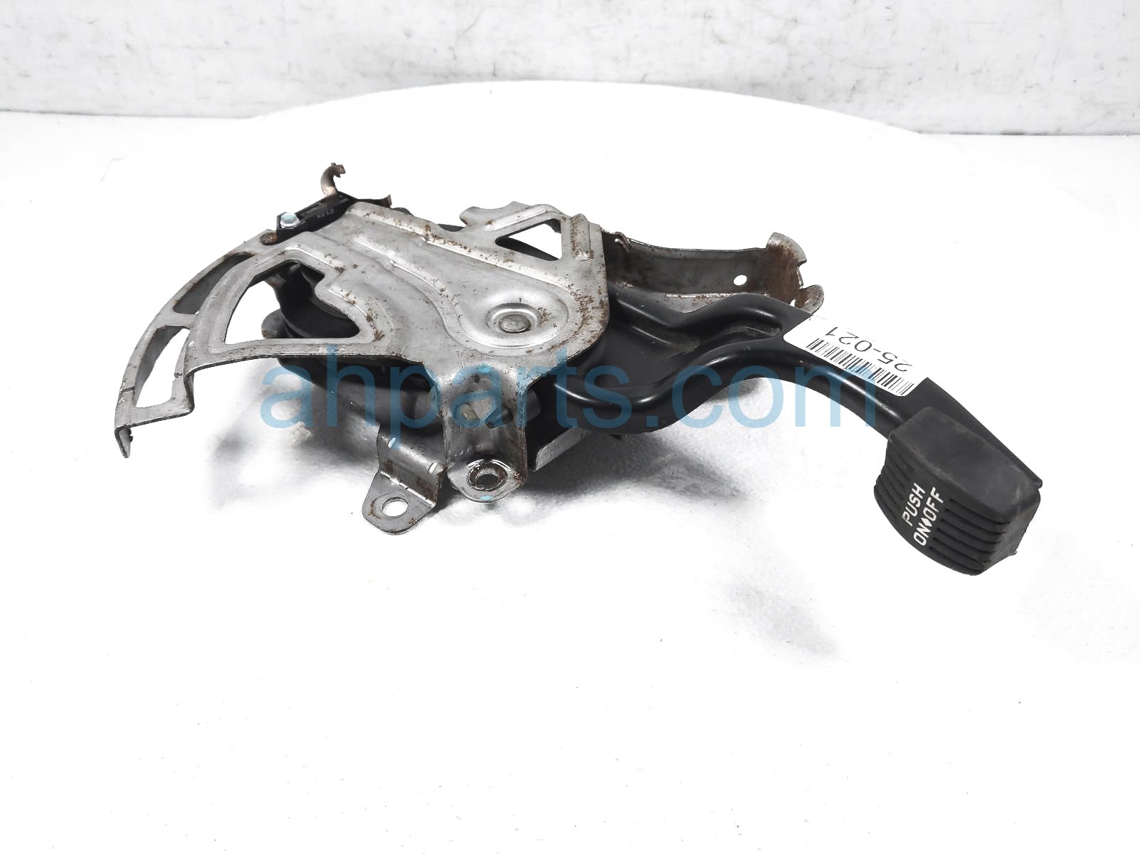 $65 Dodge PARKING BRAKE PEDAL ASSEMBLY - 6.1L* $65 Dodge PARKING BRAKE PEDAL ASSEMBLY - 6.1L*