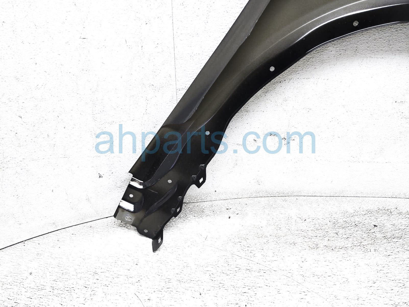 Sold 2025 Honda Pilot Front Driver Fender - Black 60260-T90-A00ZZ