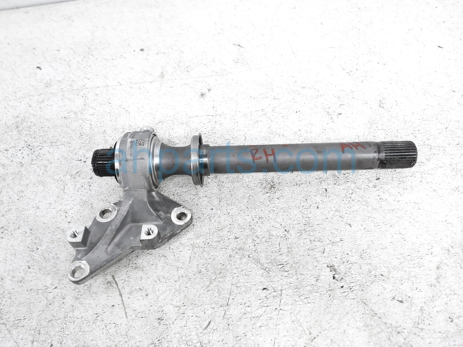 $95 Honda RH INTERMEDIATE JACK SHAFT - AWD $95 Honda RH INTERMEDIATE JACK SHAFT - AWD