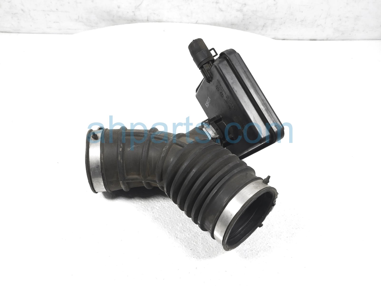 $40 Nissan AIR CLEANER AIR FLOW TUBE - 2.5L $40 Nissan AIR CLEANER AIR FLOW TUBE - 2.5L