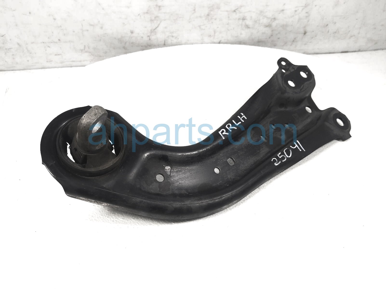 $125 Toyota RR/LH TRAILING CONTROL ARM $125 Toyota RR/LH TRAILING CONTROL ARM