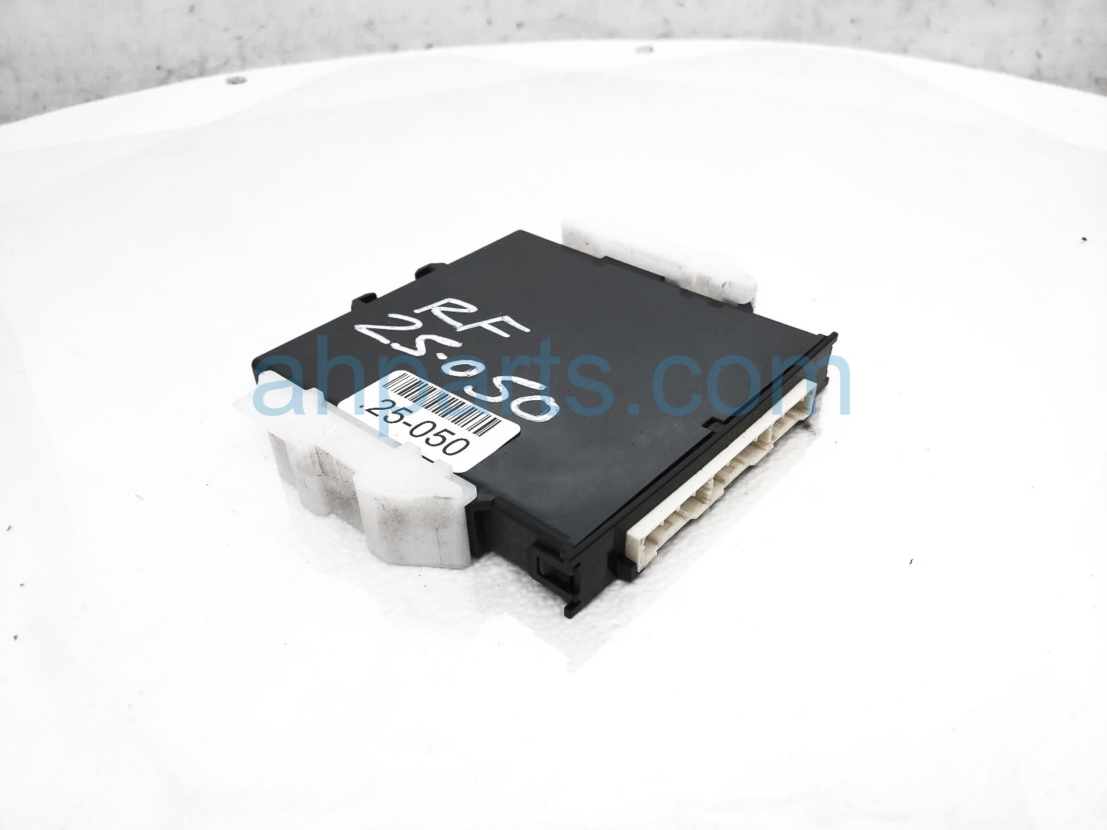 $45 Lexus SMART KEY MODULE - RH DASH MTD $45 Lexus SMART KEY MODULE - RH DASH MTD