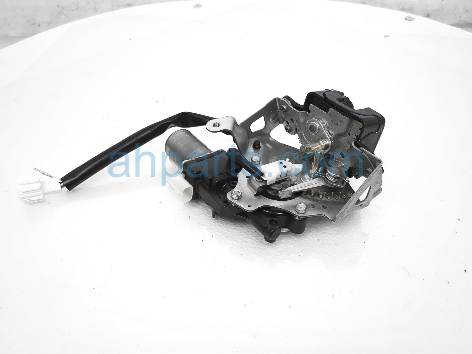 $125 Honda POWER LIFTGATE MOTOR-LOCK ACTUATOR* $125 Honda POWER LIFTGATE MOTOR-LOCK ACTUATOR*