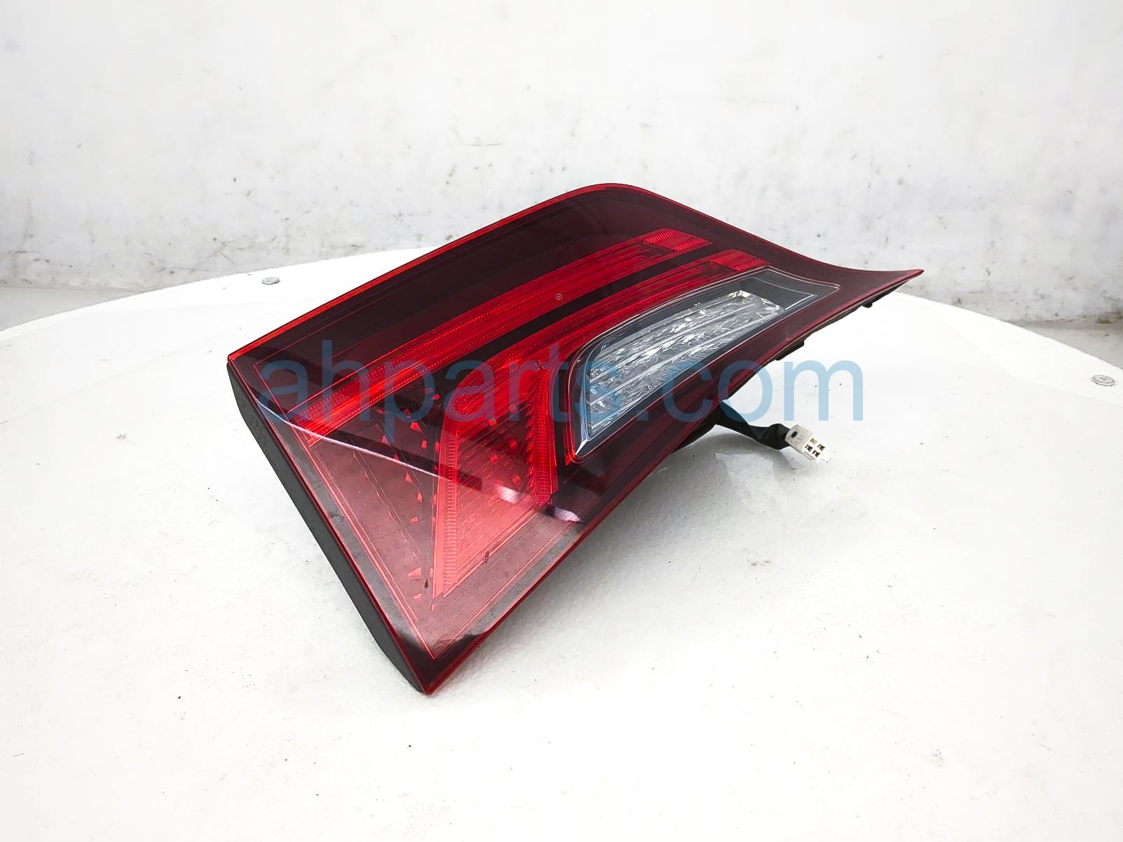 $149 Lexus RH TAIL LAMP / LIGHT - TRUNK MTD $149 Lexus RH TAIL LAMP / LIGHT - TRUNK MTD