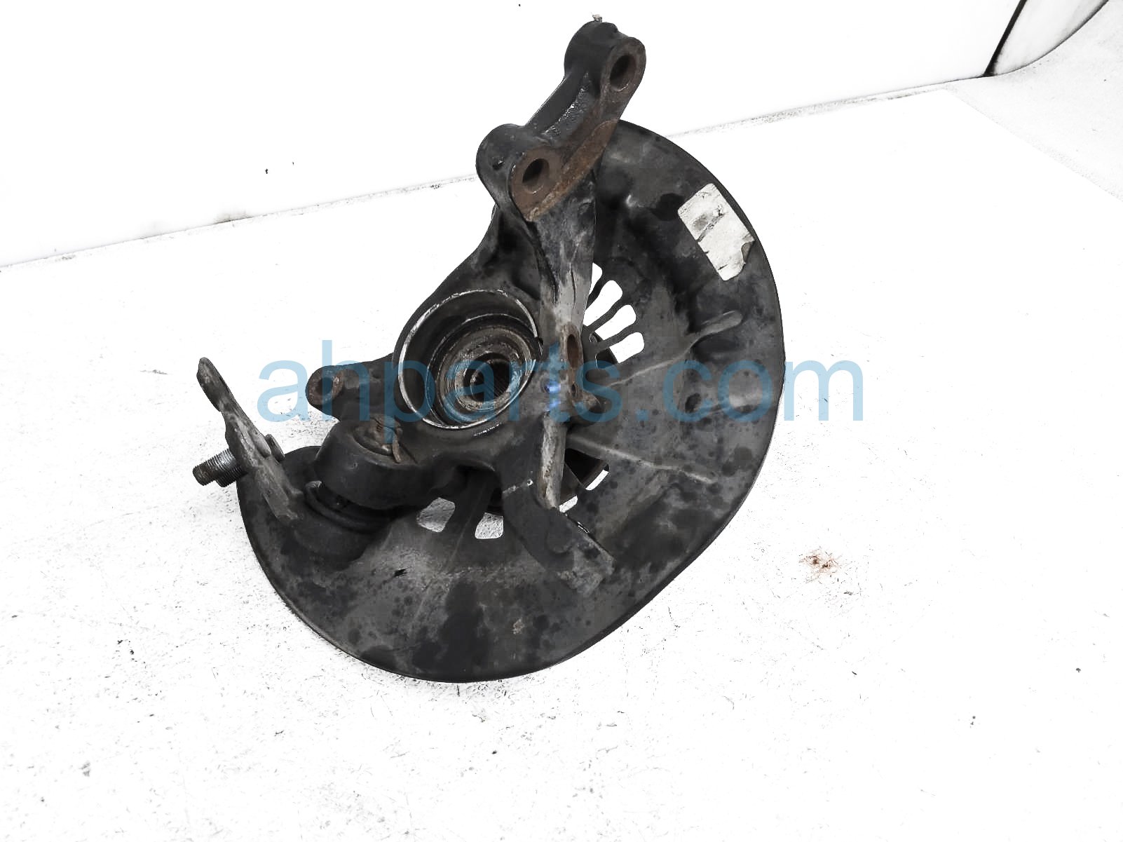 $95 Toyota FR/RH SPINDLE KNUCKLE HUB $95 Toyota FR/RH SPINDLE KNUCKLE HUB