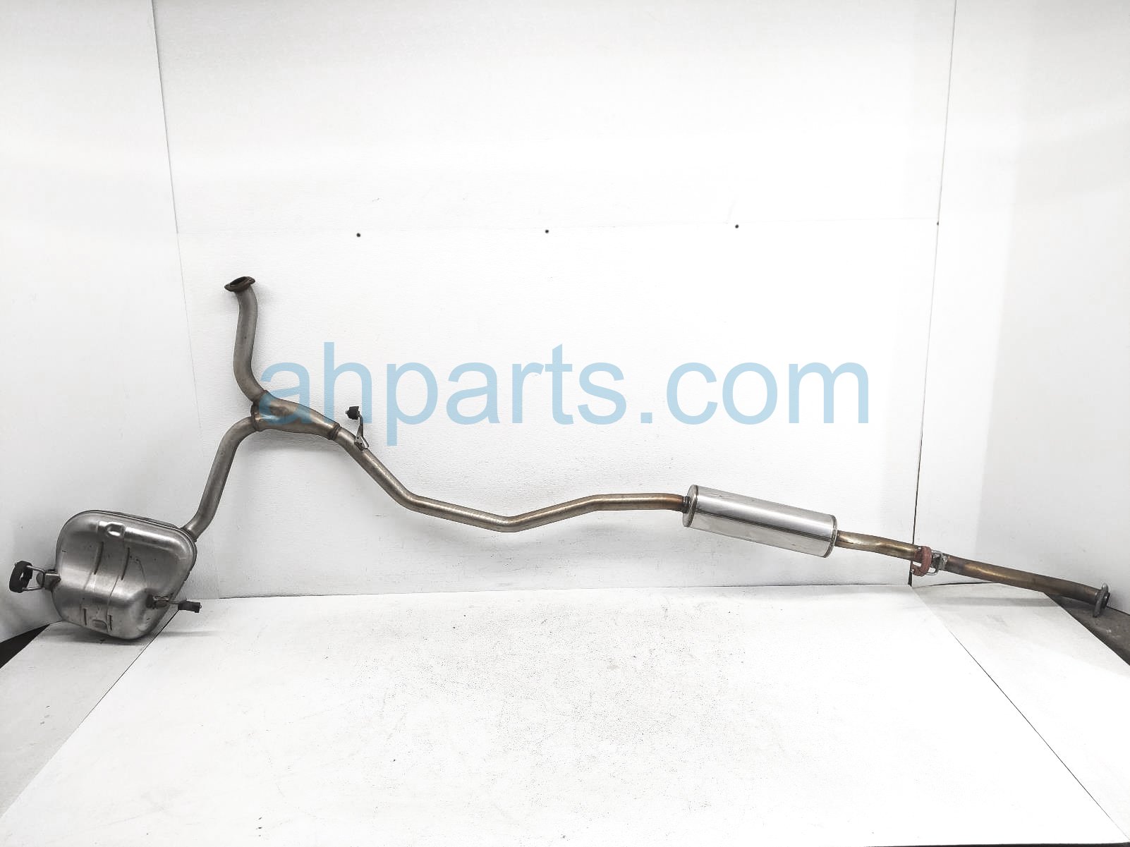 $225 Honda EXHAUST MUFFLER - 1.5T - SCUFFS $225 Honda EXHAUST MUFFLER - 1.5T - SCUFFS