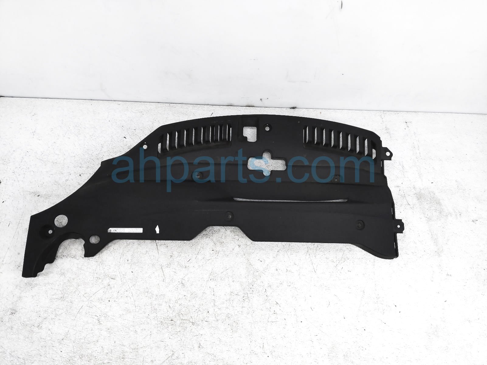 $49 Lexus UPPER GRILLE ENGINE SIGHT SHIELD $49 Lexus UPPER GRILLE ENGINE SIGHT SHIELD