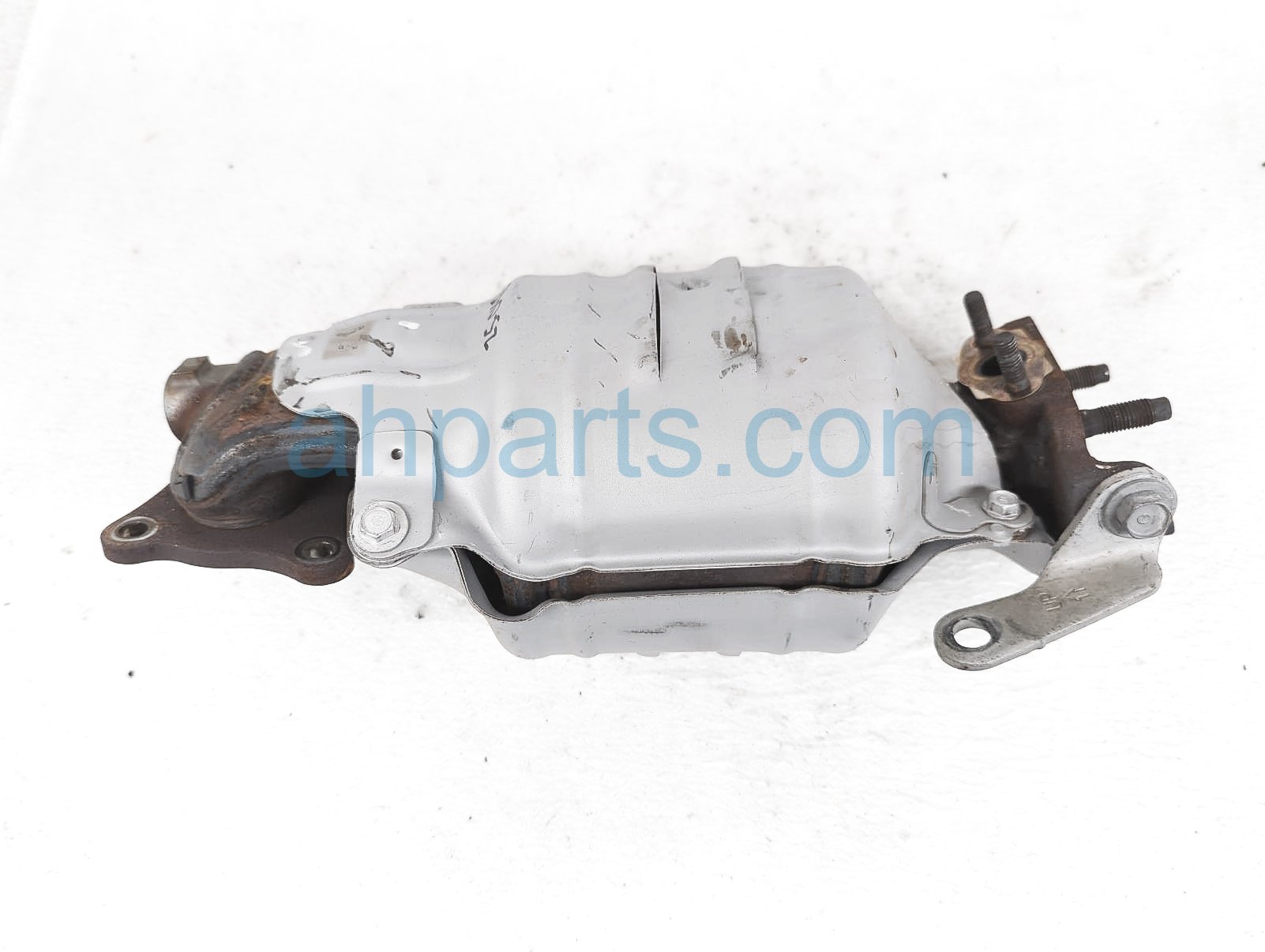 $500 Acura FRONT EXHAUST MANIFOLD - 3.5L $500 Acura FRONT EXHAUST MANIFOLD - 3.5L