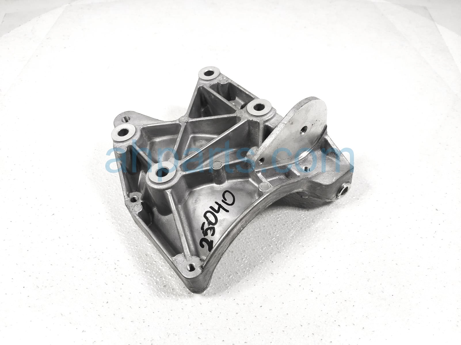 $45 Honda AC PUMP COMPRESSOR BRACKET - AWD $45 Honda AC PUMP COMPRESSOR BRACKET - AWD