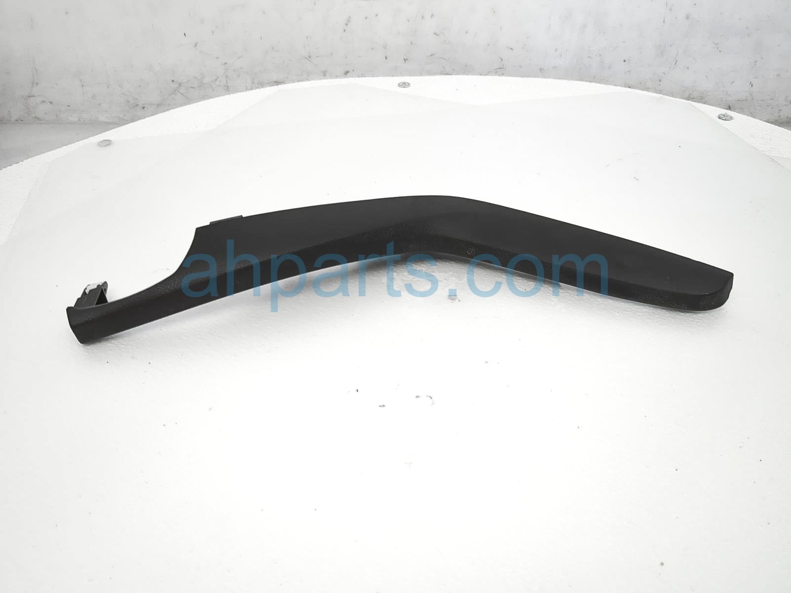 $25 Honda RH CONSOLE SIDE TRIM GARNISH - BLK $25 Honda RH CONSOLE SIDE TRIM GARNISH - BLK