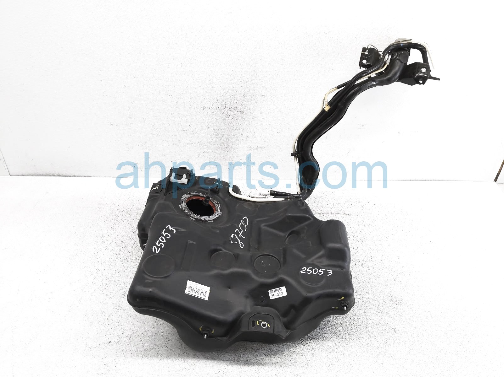 $225 Volkswagen GAS / FUEL TANK