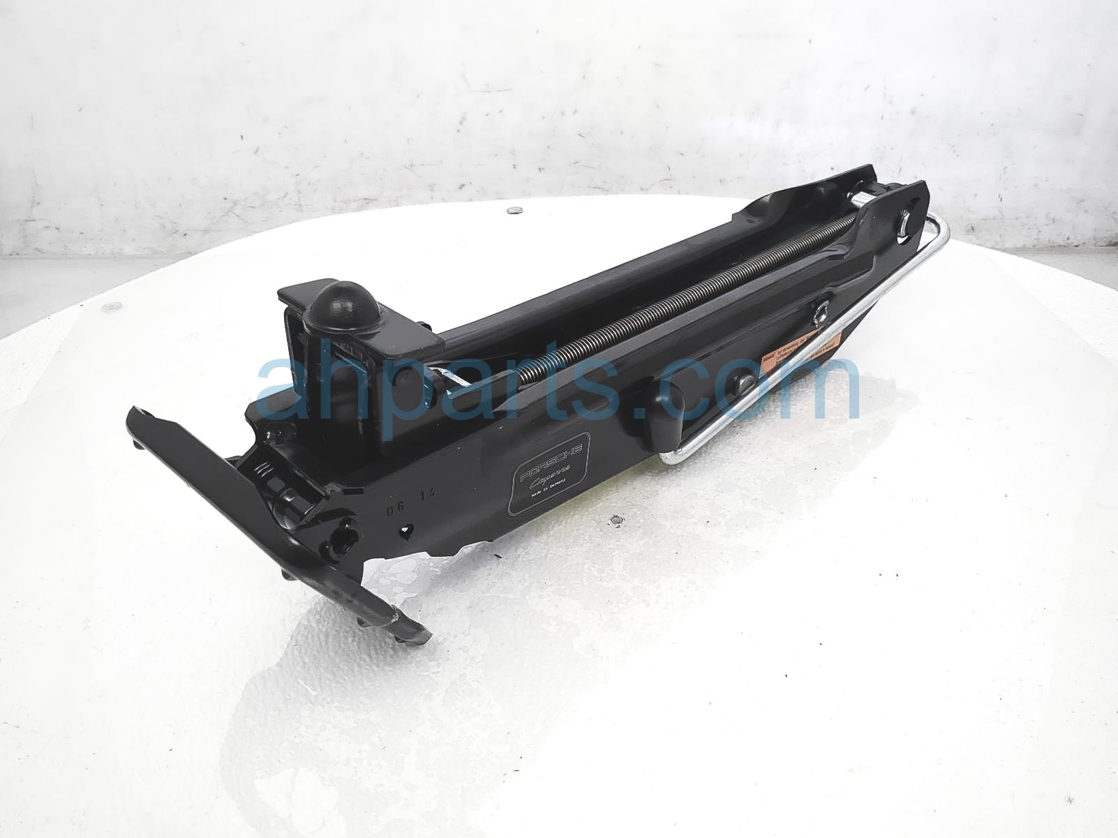 $75 Porsche SCISSOR LIFT JACK $75 Porsche SCISSOR LIFT JACK