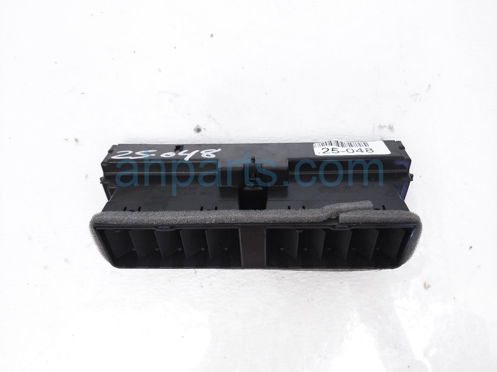 Sold 2022 Acura MDX Rear Console Air Vent Outlet 83452-TYA-A04ZA