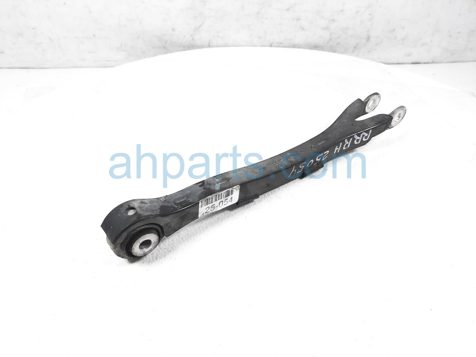 $30 Mercedes RR/RH FORWARD LOWER CONTROL ARM $30 Mercedes RR/RH FORWARD LOWER CONTROL ARM