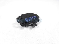 $299 Lexus FRONT GRILLE DISTANCE RADAR UNIT $299 Lexus FRONT GRILLE DISTANCE RADAR UNIT