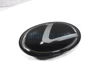$125 Lexus FRONT GRILLE EMBLEM ** $125 Lexus FRONT GRILLE EMBLEM **