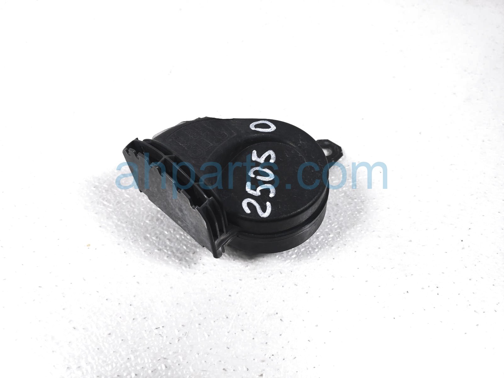 $30 Lexus HIGH PITCH NOTE HORN $30 Lexus HIGH PITCH NOTE HORN