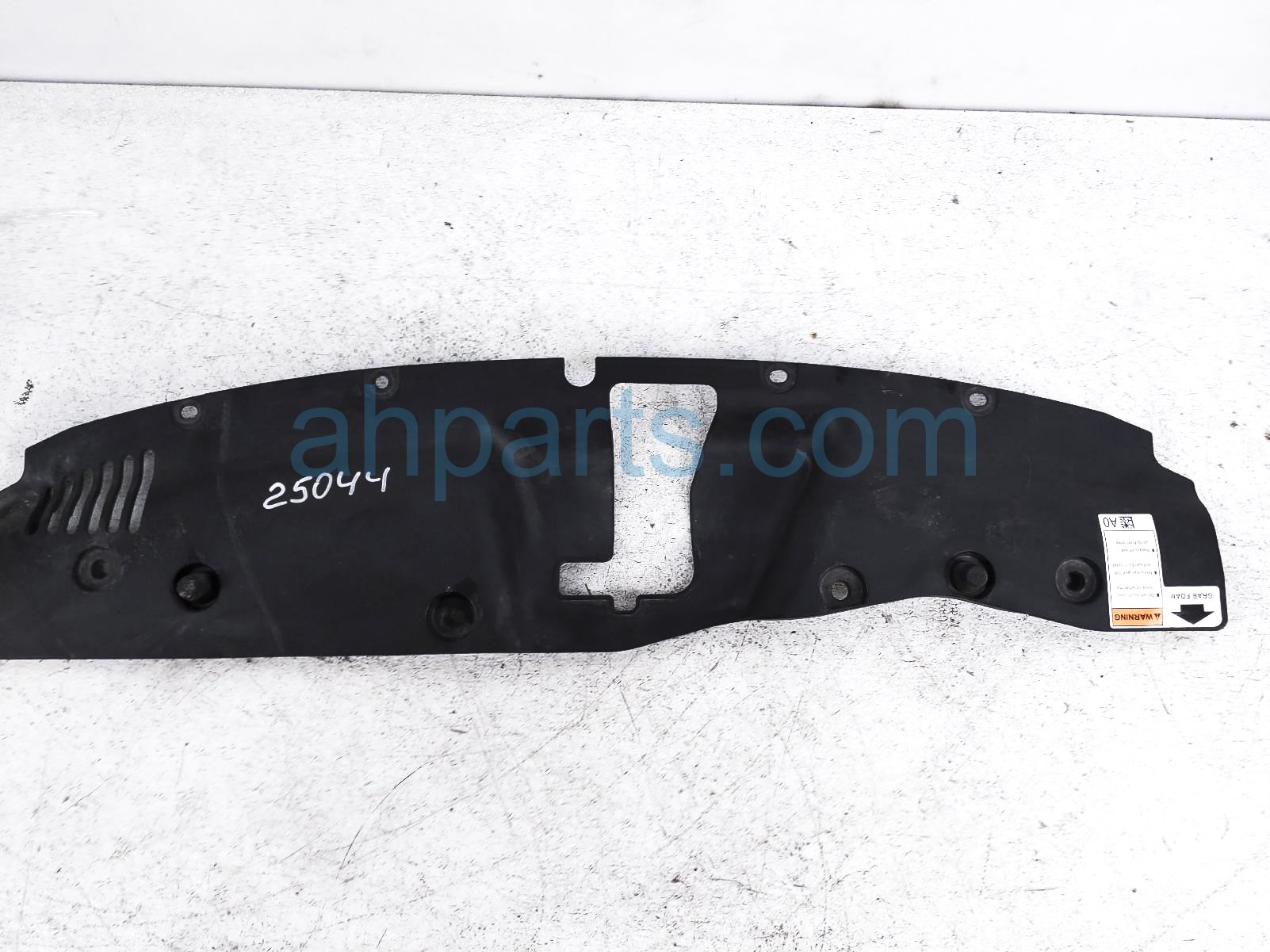 $15 Honda UPPER GRILLE ENGINE SIGHT SHIELD $15 Honda UPPER GRILLE ENGINE SIGHT SHIELD