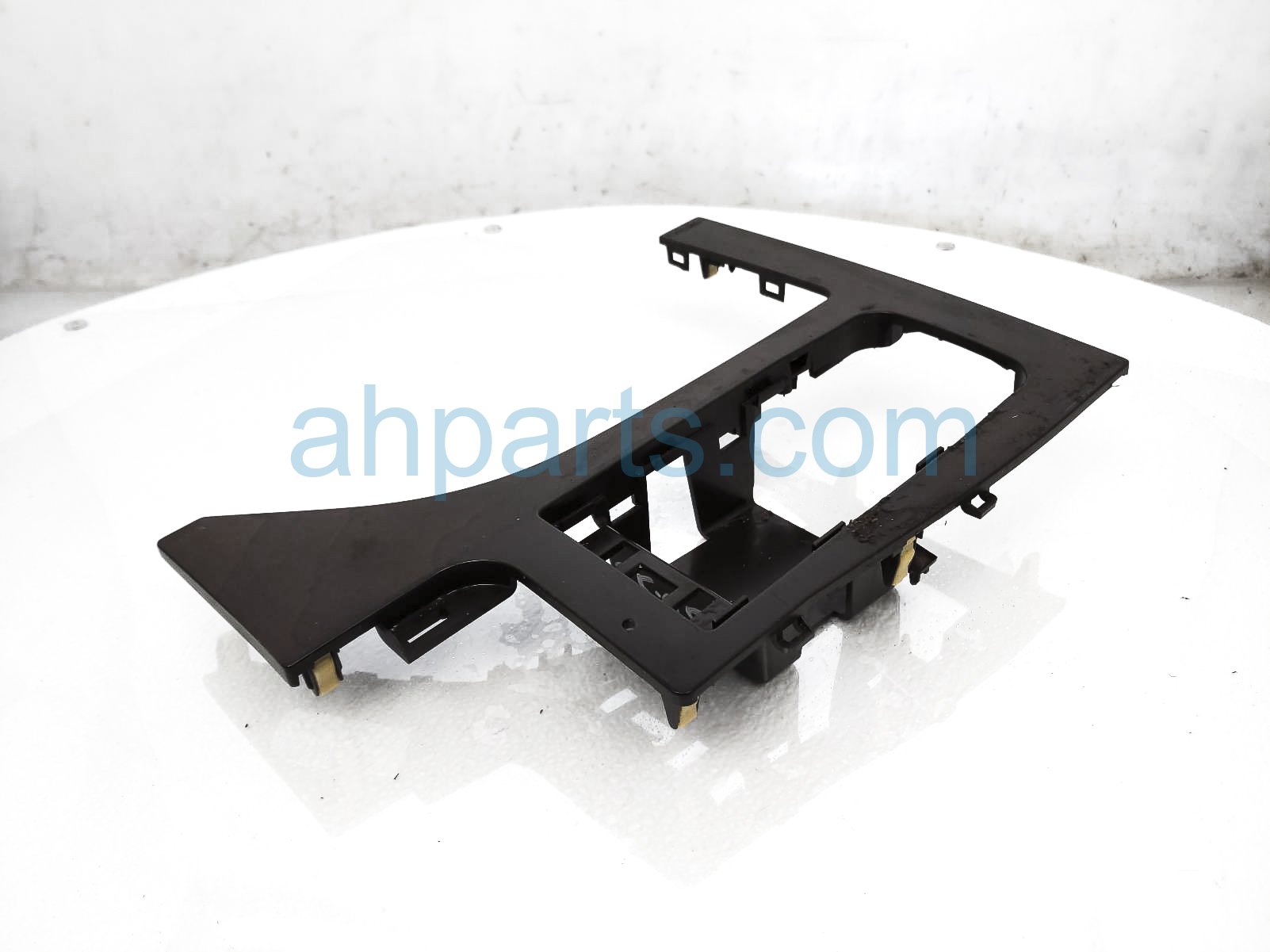 $199 Lexus UPPER FLOOR SHIFTER TRIM BEZEL * $199 Lexus UPPER FLOOR SHIFTER TRIM BEZEL *