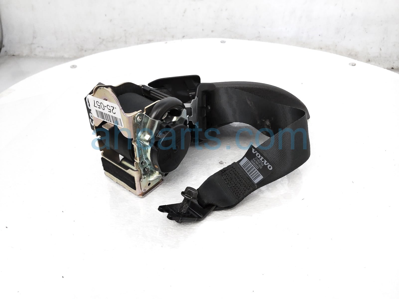 $299 Volvo REAR RH SEAT BELT - BLACK $299 Volvo REAR RH SEAT BELT - BLACK