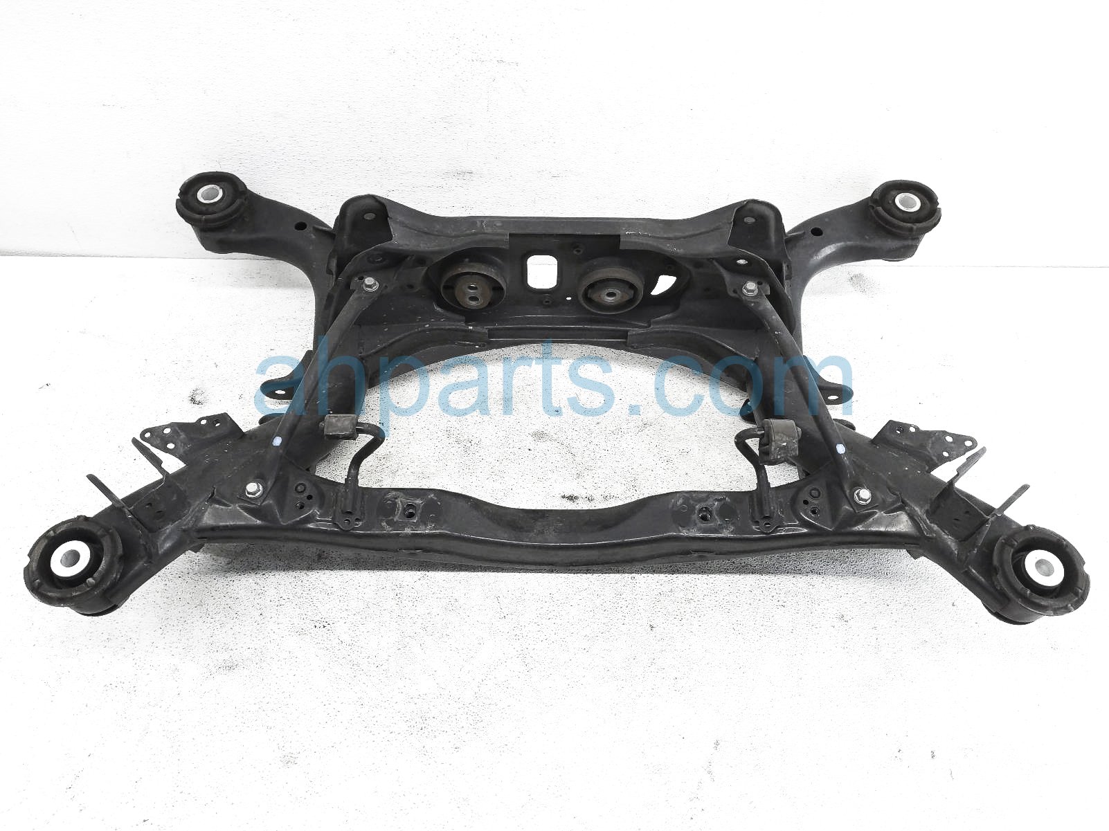 $225 Lexus REAR SUB FRAME / CRADLE $225 Lexus REAR SUB FRAME / CRADLE