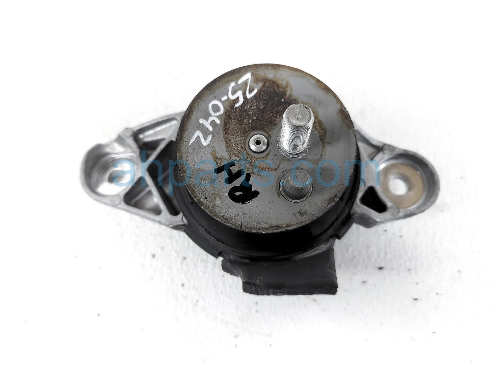$85 Subaru RH ENGINE TORQUE STRUT MOUNT $85 Subaru RH ENGINE TORQUE STRUT MOUNT