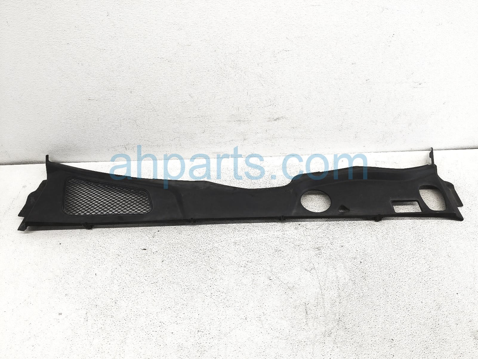 $75 Porsche WINDSHIELD COWL PLASTIC PANEL ** $75 Porsche WINDSHIELD COWL PLASTIC PANEL **