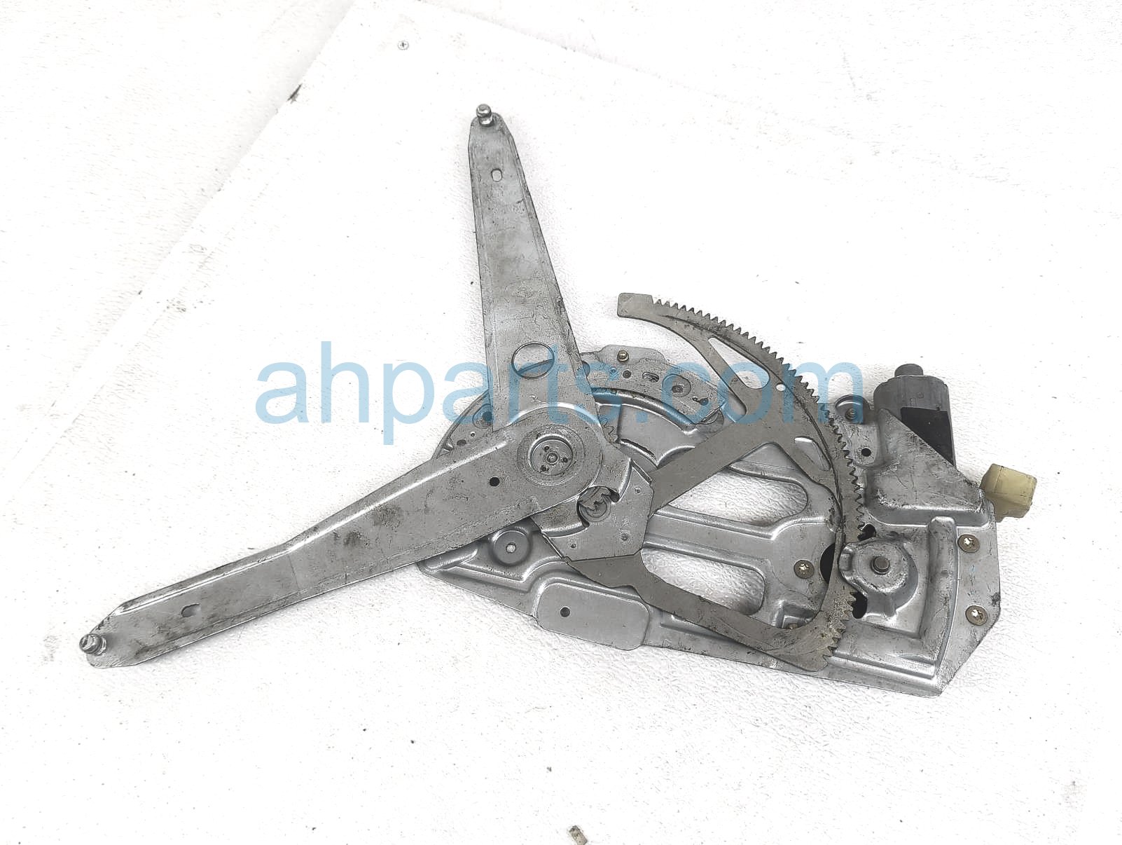 $59 Volvo FR/LH WINDOW REGULATOR W/MOTOR ASSY $59 Volvo FR/LH WINDOW REGULATOR W/MOTOR ASSY