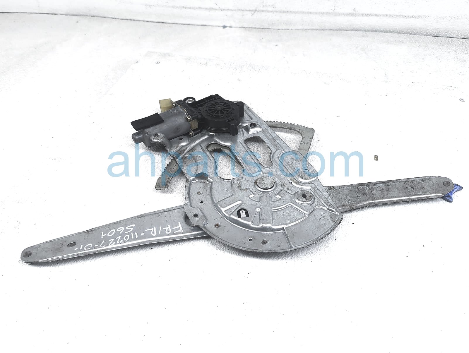 Sold 2001 Volvo S60 Front Passenger Window Regulator W/motor Assy 8626963 Replacement Sold 2001 Volvo S60 Front Passenger Window Regulator W/motor Assy 8626963 Replacement